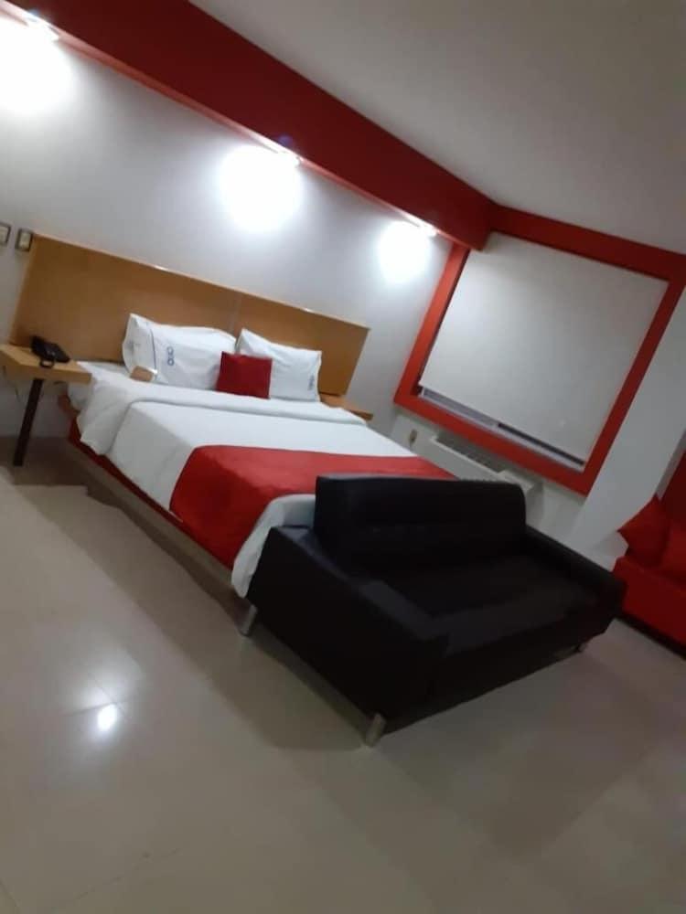 Hotel Ceo Morelia Exterior photo